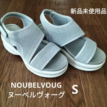미사용 새상품 NOUBELVOUG 실버 인기 통굽 릴랙스 샌들 S