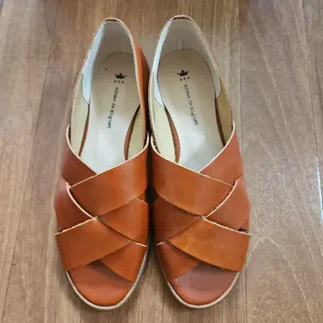 StudioCLIP 브라운 가죽 크로스 스트랩 샌들 24.5cm