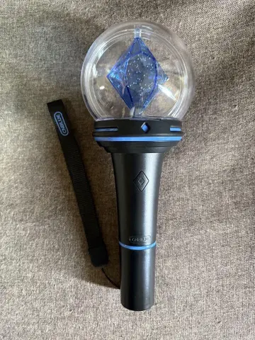 CNBLUE 공식 응원봉