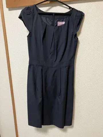 어반 리서치 네이비 포멀 원피스