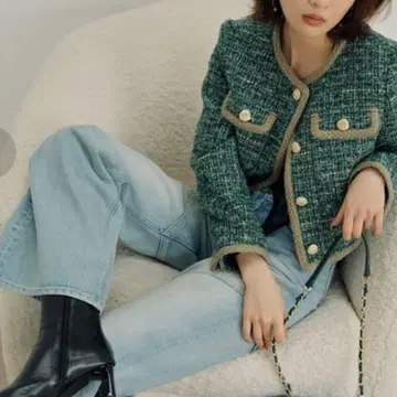 lily brown 세미 플레어 스트레이트 데님 팬츠
