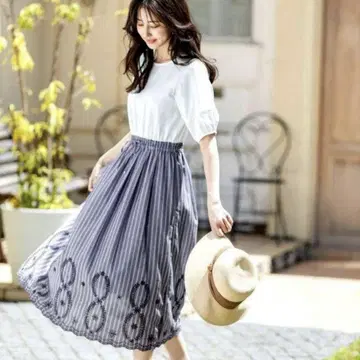 anySiS 애니시스 자수 콤비 원피스 스트라이프 M