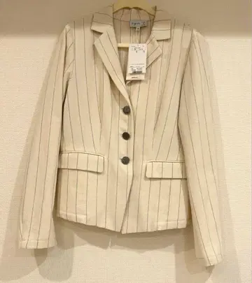 애네스베 자켓