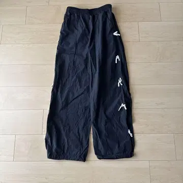 Side mini Ribbon Sporty 팬츠 searoomlynn