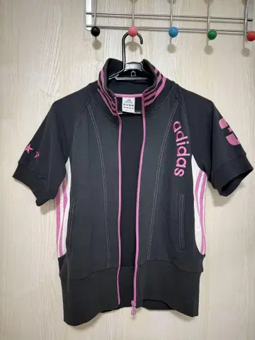 아디다스 구제 의류 y2k 레어 00s 아디다스 피치 후드티