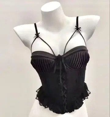 블랙 프릴 뷔스티에 코르셋 스타일