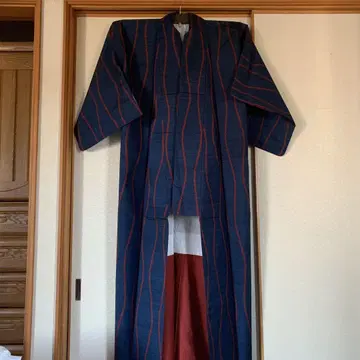 얇은 명주 네이비 이중 기모노