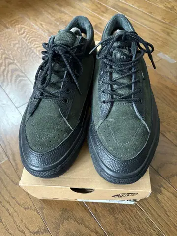Vans CALEE RATT 콜라보 스니커즈