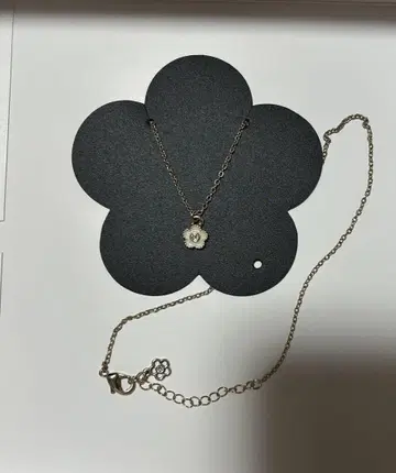 MARY QUANT 마리콴트 목걸이