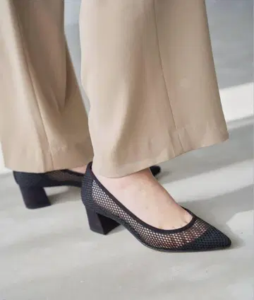 루타론 포인트드 인터넷 펌프스 4.5cm