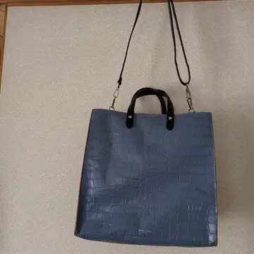 크로커다일 패턴 숄더백