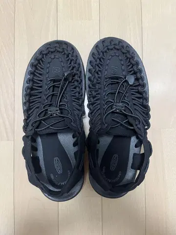 keen 유니크 24.0 블랙