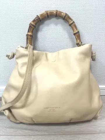 CHRISTIAN VILLA 대나무 핸들 가죽 핸드백
