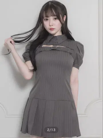 pium 스트라이프 벨트 원피스 차콜