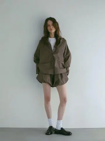 스트라이프 벌룬 숏 팬츠 즉시 완판 브라운, 에트레 투데이풀 클라네