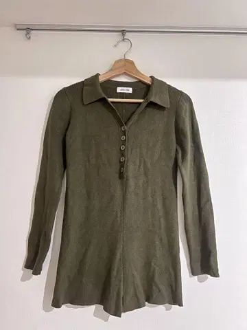 LAGUA GEM 올리브 니트 원피스