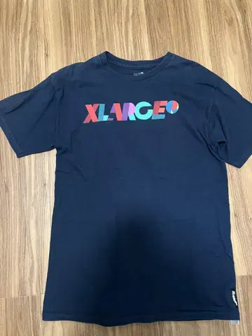 X LARGE 로고 프린트 티셔츠