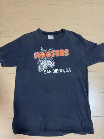 Hooters 티셔츠 오니타