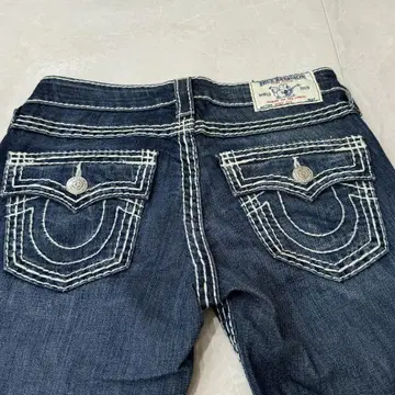 미사용 새상품 TRUE RELIGION 25인치