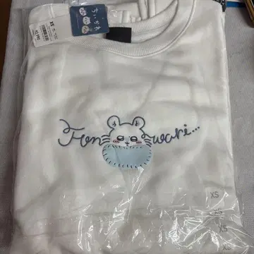 치이카와 (먼작귀) GU 콜라보 모몽가 맨투맨 풀오버 XS