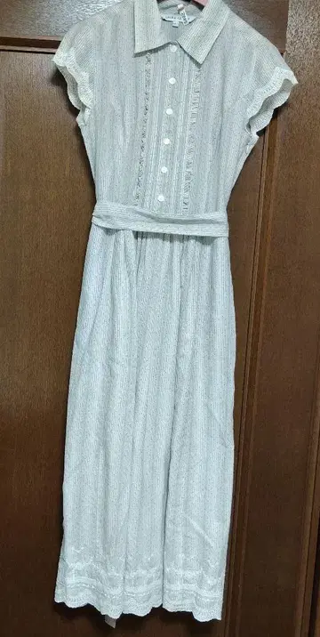 LAURA ASHLEY 스트라이프 원피스 클리닝 완료
