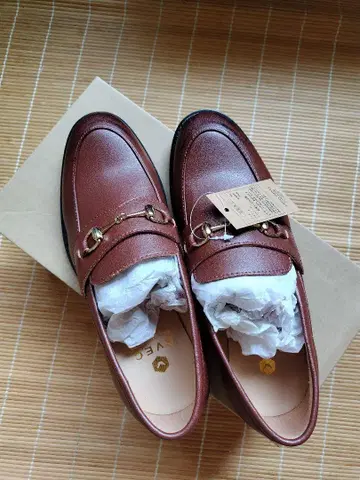 SVEC 소가죽 비트 로퍼 브라운