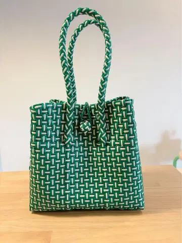 메케아리사 MEKEARISA Gummybag