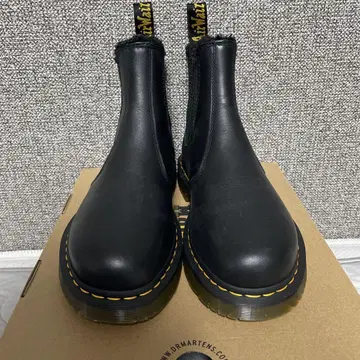 닥터 마틴 2976 블리자드 WP UK7 26.0cm