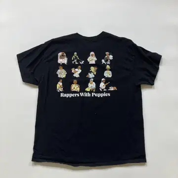 사용된 래퍼와 강아지 디자인 티셔츠