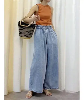 many tuck denim (메니 턱 데님) size1