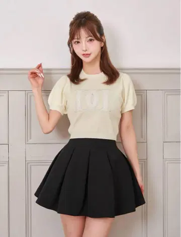 다리치 darich 백 오픈 아플리케 니트 탑 아이보리