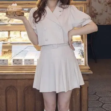 BUBBLES 크롭 자켓 셋업 아이보리