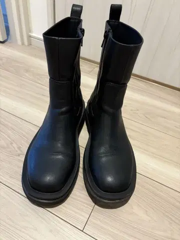블랙 롱 부츠 지퍼 포함