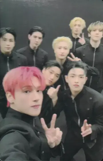 ATEEZ 일반ver. LIMITLESS