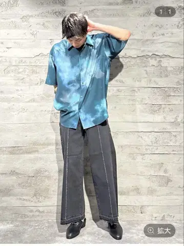 HARE 반팔 셔츠 M 블루 계열의 구름 무늬