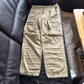 카고 팬츠 하자품