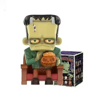 POP MART 팝마트 / UNIVERSAL MONSTERS