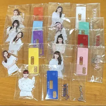 NiziU 아크릴 스탠드 아크릴 스탠드 키링 제일복권