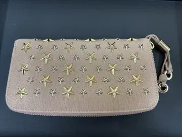 JIMMY CHOO 별 모양 스터드 장지갑 베이지