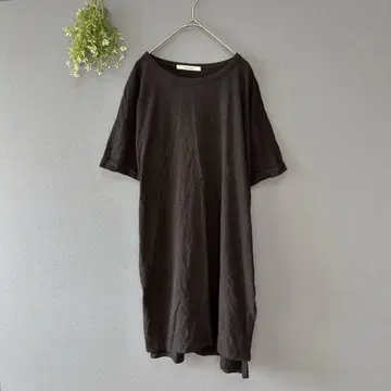 미리아네디 [L] 체형 커버 사이드 슬릿 오분 소매 티셔츠 원피스 아지메