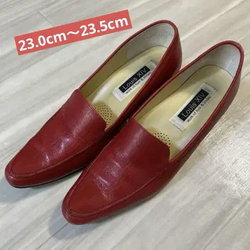빨간색 가죽 로퍼