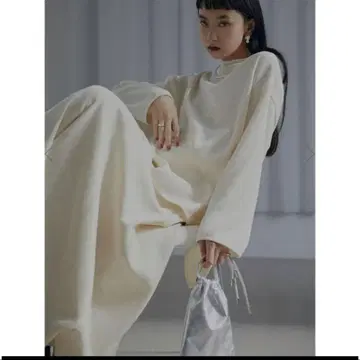 아메리 아메리 벨로어 코듀로이 하이넥 톱