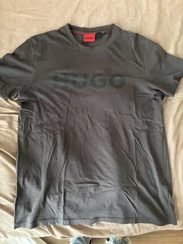 HUGO BOSS 티셔츠