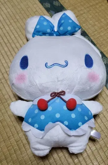 산리오 시나몬 봉제 인형