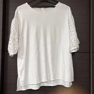 23구 레이스 티셔츠