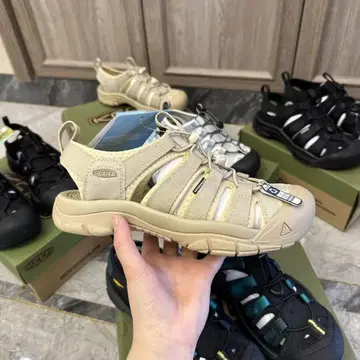KEEN 25cm 새상품 스포츠 샌들 베이지