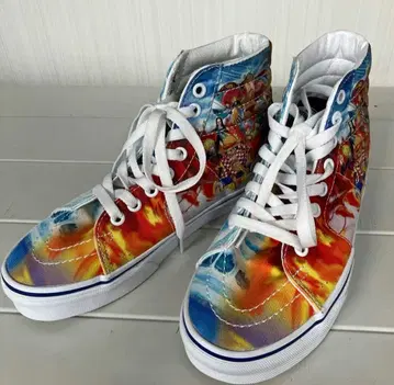 Vans 원피스 콜라보 스니커즈