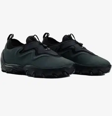오클리 x PIET SLIP-ON TEETH OG 스니커즈