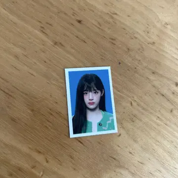 NewJeans 민지 증명 사진