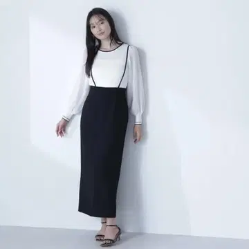 내추럴 뷰티 베이직 원피스 스트랩 내로우 스커트
